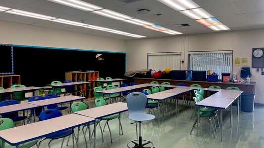 White Oak Elementary School Classroom Standard in Simi Valley