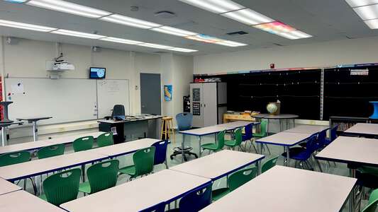 White Oak Elementary School Classroom Standard in Simi Valley