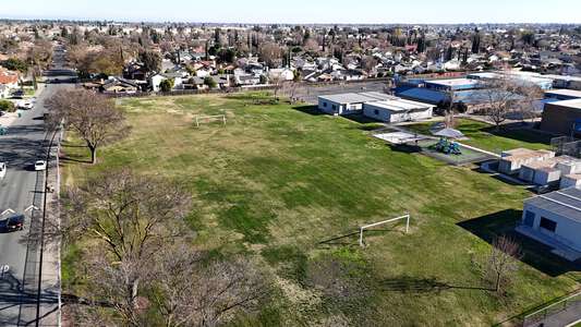 Clairmont Elementary School Field - Practice in Stockton