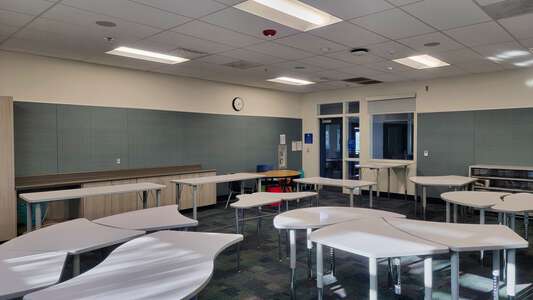 Rancho Elementary School Classroom Standard in Temecula