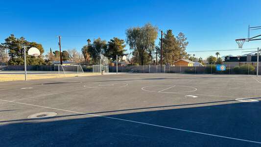Hoggard - Mabel W. Elementary School Outdoor Basketball Courts in Las Vegas