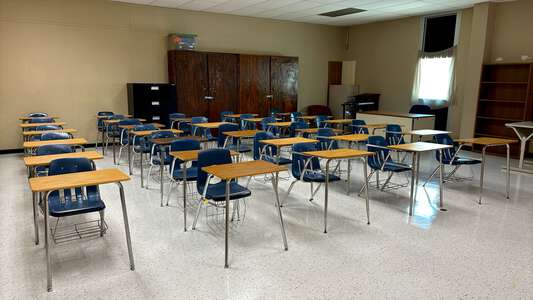 Bonnabel Magnet Academy High School Classroom Standard in Kenner 3