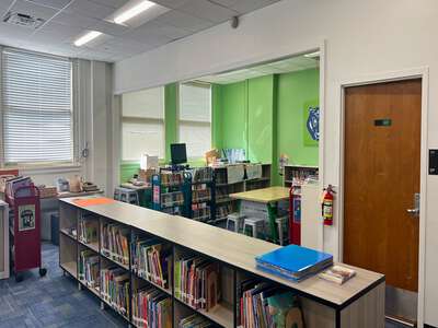 Ben Milam Elementary School Library in Dallas 2
