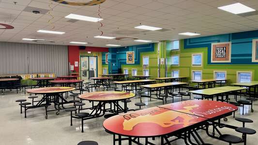 Mount Auburn STEAM Academy Cafeteria in Dallas 2