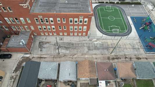 Linne - Carl von Linne Elementary School Parking Lot in Chicago 2
