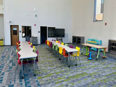 New Hope Elementary School Library in Cumming
