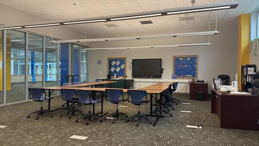 L.B. Landry High School Multimedia Room in New Orleans 2