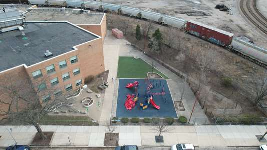 McAuliffe - Sharon Christa McAuliffe Elementary School Outdoor Area in Chicago 4
