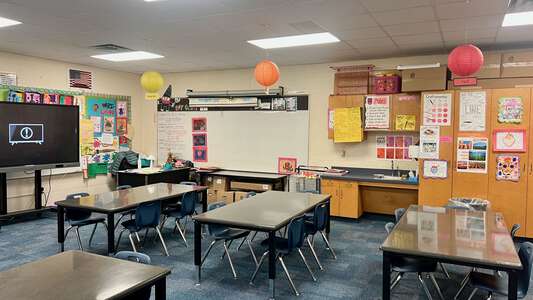 HV Helbing Elementary School Classroom Standard in Fort Worth