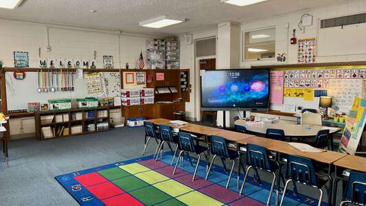 Christene C Moss Elementary School Classroom Standard in Fort Worth