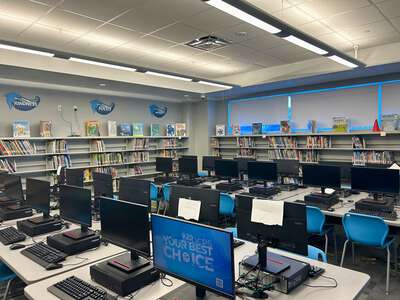 Comstock Elementary School Library in Miami 3