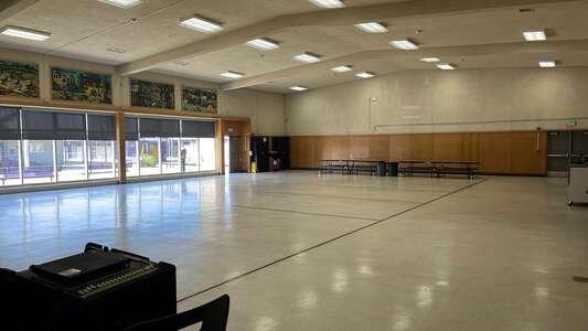 Seaside Middle School Multi-Purpose Room in Seaside