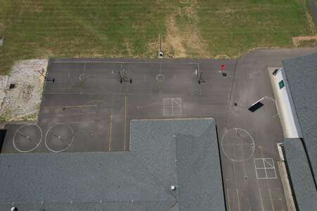Spring Creek Elementary School Outdoor Area in Eugene 2