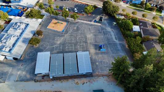 Alta Vista Elementary School Outdoor Area 1 in Los Gatos 3