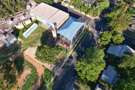 Becker Elementary School Outdoor Basketball Courts in Austin