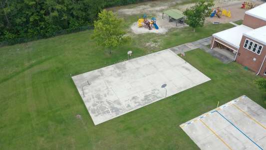 Abess Park Elementary School Outdoor Basketball Courts (3 hr min) in Jacksonville