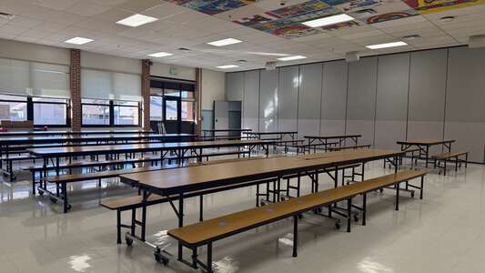 Lake Park Elementary School Cafeteria in Bethany 3