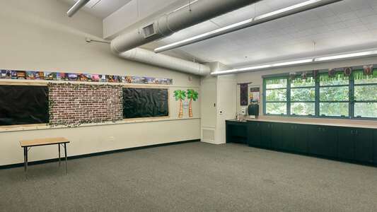 Turlock Junior High School Classroom Standard in Turlock