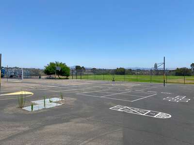 Chollas/Mead Elementary School Outdoor Basketball Courts in San Diego