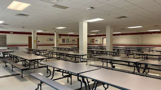 Daggett Elementary School Cafeteria in Fort Worth