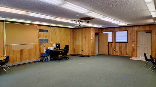 Plantation Oaks Elementary School Classroom Standard in Orange Park