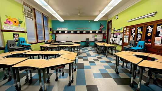 Kellogg - Kate Starr Kellogg School Classroom Standard in Chicago 1