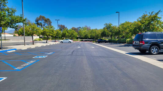Paloma Elementary School Parking Lot - Front in Temecula