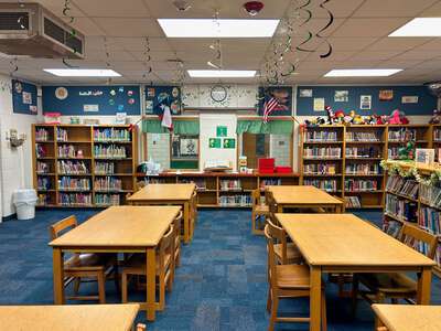 WM Green Elementary School Library in Fort Worth