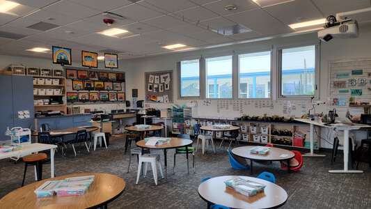 Cardiff Elementary School Classroom Standard in Cardiff by the Sea