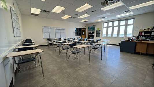 Pedro Menendez High School Classroom Standard in St. Augustine 3