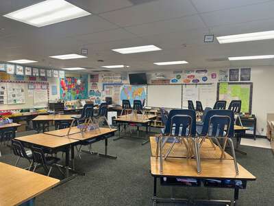 Faylane Elementary School Classroom Standard in Garden Grove