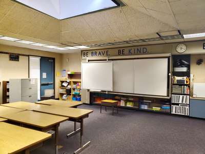 North Ridge Elementary School Classroom Standard in Moreno Valley