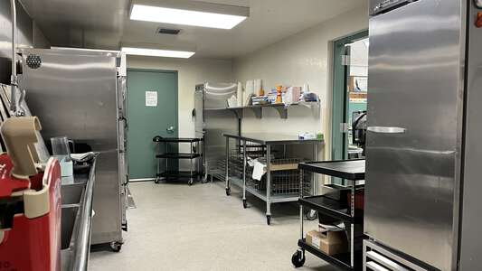 Pioneer Elementary School Kitchen in Union City