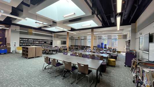 Illahee Middle School Library in Federal Way
