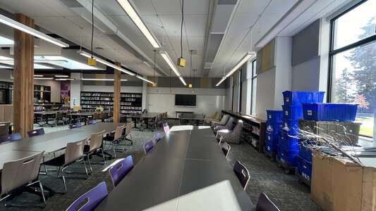 Illahee Middle School Library in Federal Way