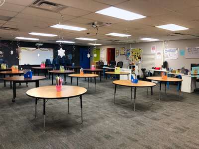 Squires - C. P. Elementary School Library in North Las Vegas