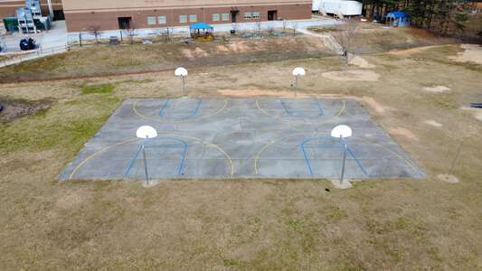 Alcova Elementary School Outdoor Basketball Courts in Dacula