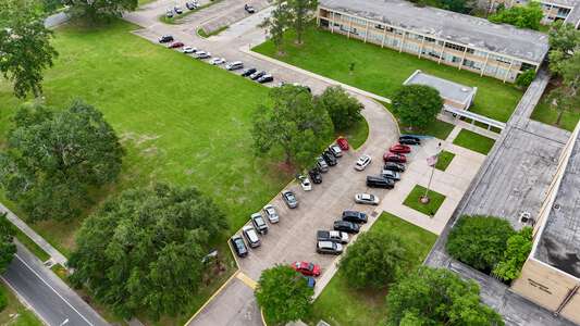 Broadmoor Senior High School Parking Lot - Main in Baton Rouge