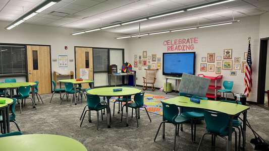 Clearview Elementary School Media Center in LaGrange