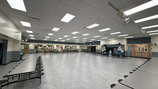 Suncoast Elementary School Cafeteria in Spring Hill 4