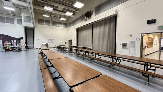 Redmond Elementary School Commons (Cafeteria) in Redmond