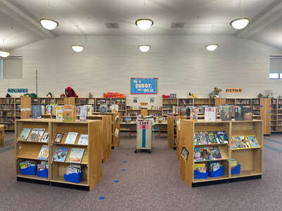 Christenberry Elementary School Library in Knoxville