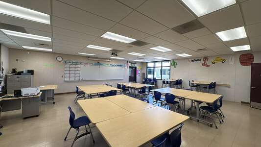 Madison Middle School Classroom Standard in Oceanside 3