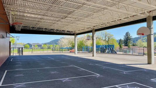 Scouters Mountain Elementary School Covered Outdoor Basketball Courts in Happy Valley
