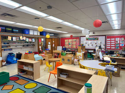 Maynard Elementary School Classroom Standard in Knoxville
