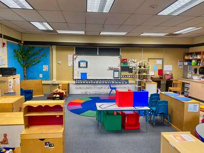 Bret Harte Elementary School Classroom Standard in Sacramento