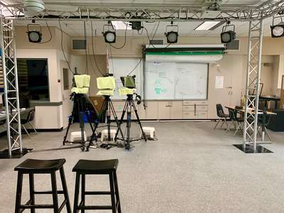 Coronado Middle School KCMS Studio in Coronado