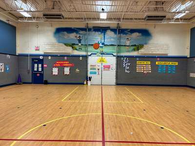 Glen Park Elementary School Gym in Fort Worth