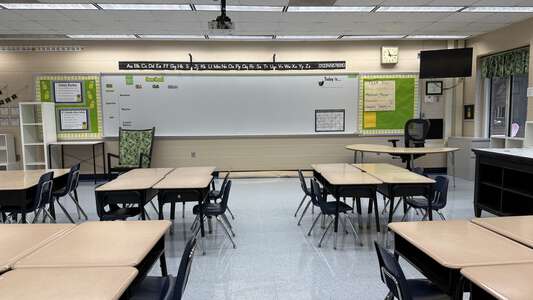 Mandarin Oaks Elementary School Classroom Standard (3 hr min) in Jacksonville 3