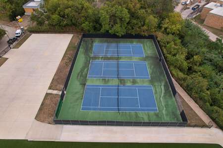 Franklin D. Roosevelt High School of Innovation Tennis Courts in Dallas
